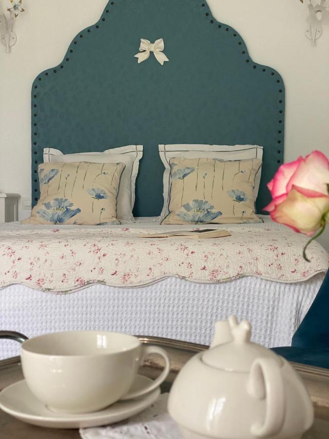 Le Vieux Moulin Bed & Breakfast Bouhet Ngoại thất bức ảnh