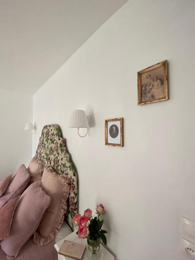 Le Vieux Moulin Bed & Breakfast Bouhet Ngoại thất bức ảnh