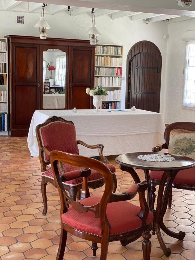 Le Vieux Moulin Bed & Breakfast Bouhet Ngoại thất bức ảnh