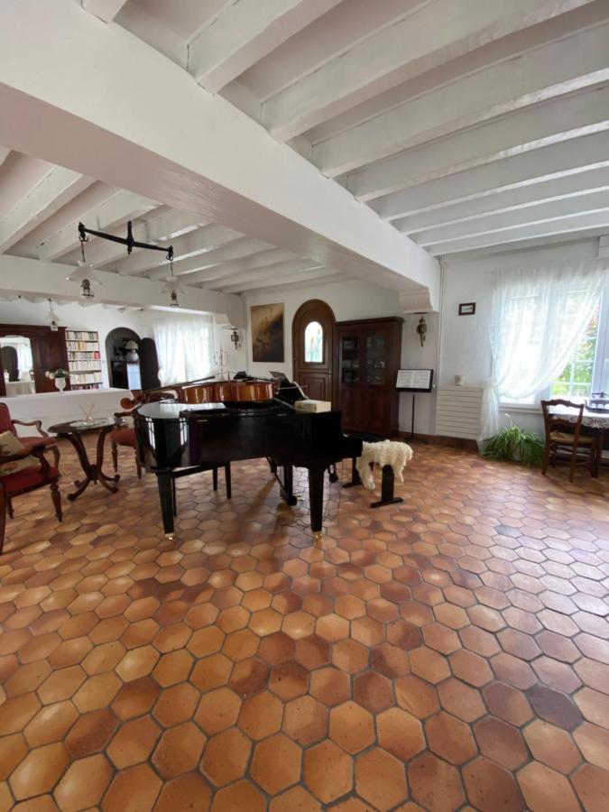 Le Vieux Moulin Bed & Breakfast Bouhet Ngoại thất bức ảnh